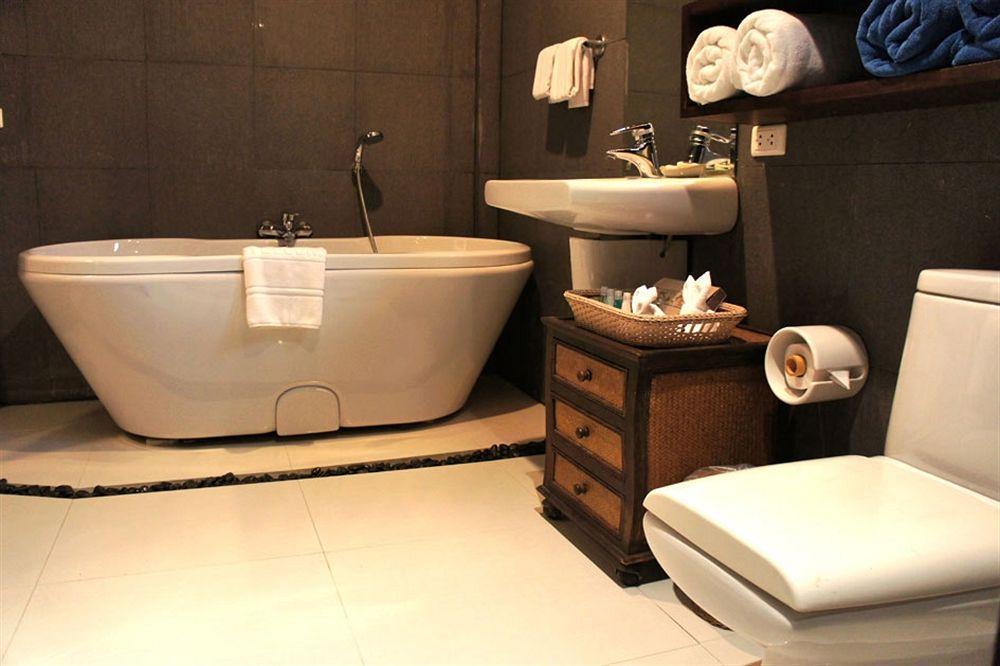 Safari Beach Hotel Patong Ngoại thất bức ảnh
